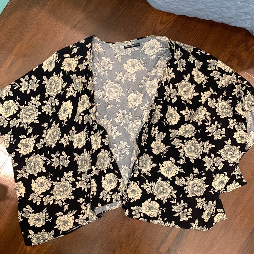 brandy Melville floral Kimono